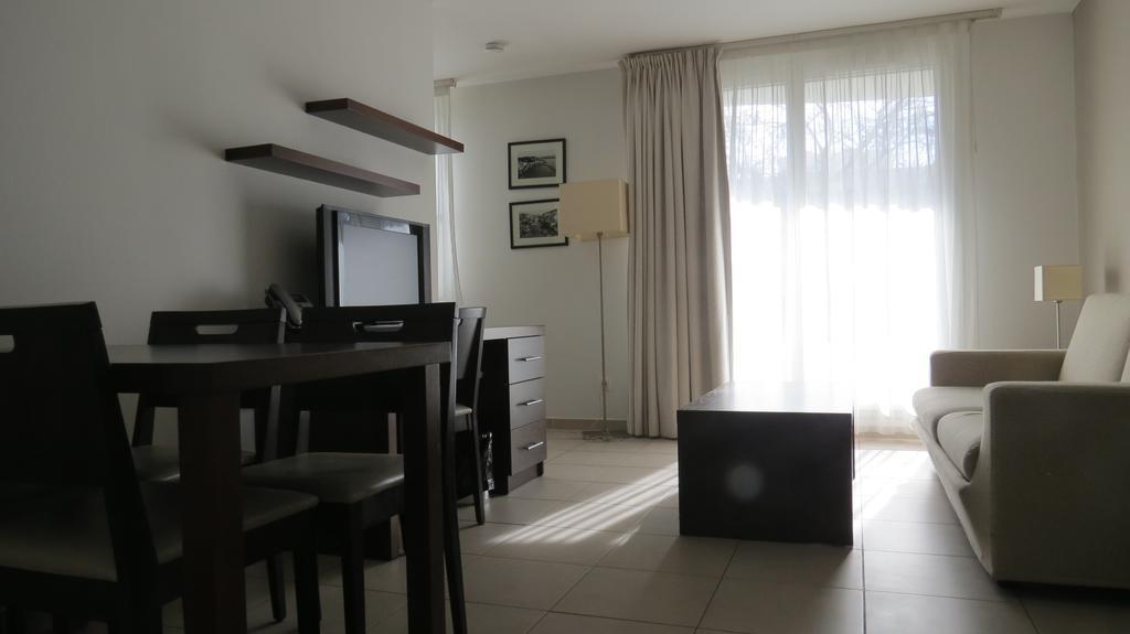 Residence Services Calypso Calanques Plage Марсель Екстер'єр фото