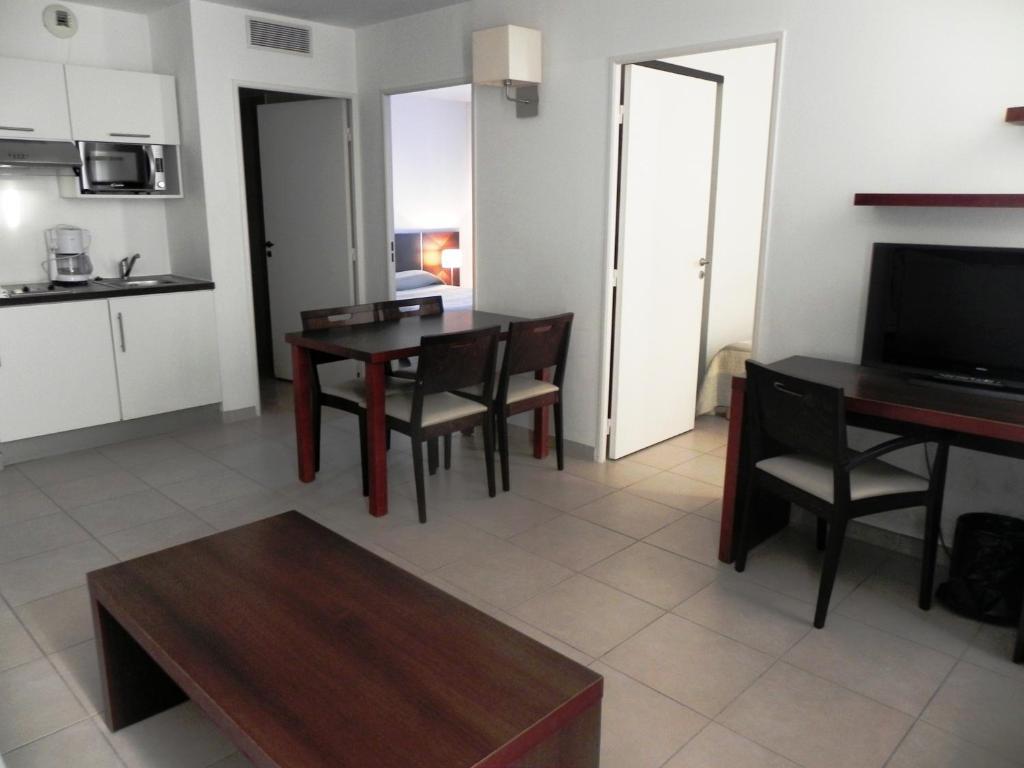 Residence Services Calypso Calanques Plage Марсель Номер фото